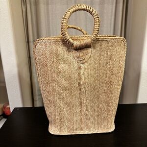 🌾 Woven Straw Tote Bag with Circular Handles